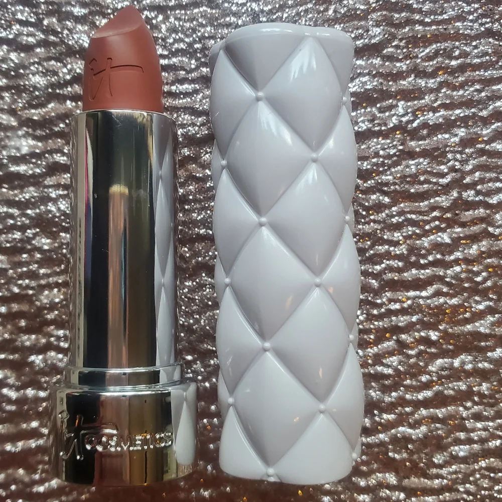 IT Cosmetics Pillow Lips Cream Lipstick in Vision (Peachy Beige)